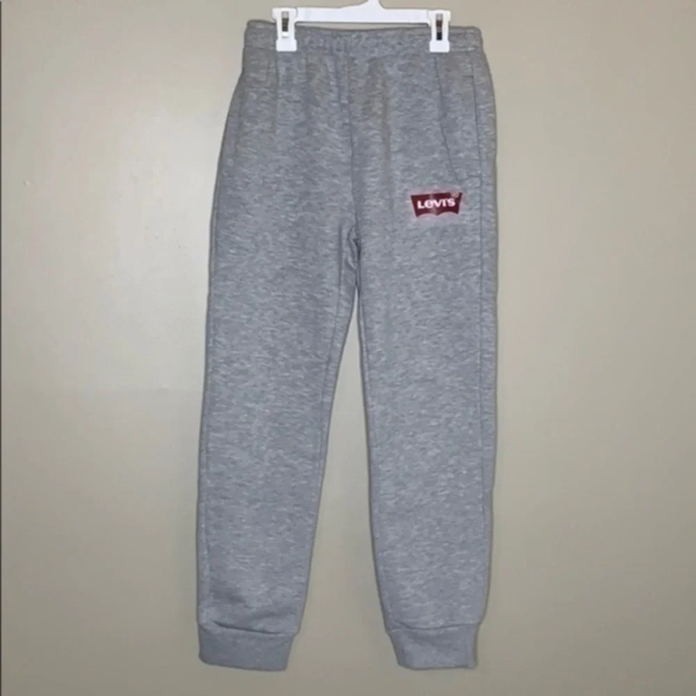 NWT. LEVI’S Boys’ Jogger Pants